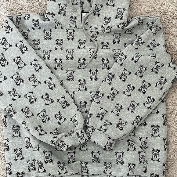 Grey bear embossed jogger set. Never used - Picture 8 of 9